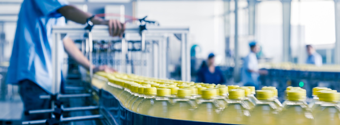 Drinks on a conveyor belt