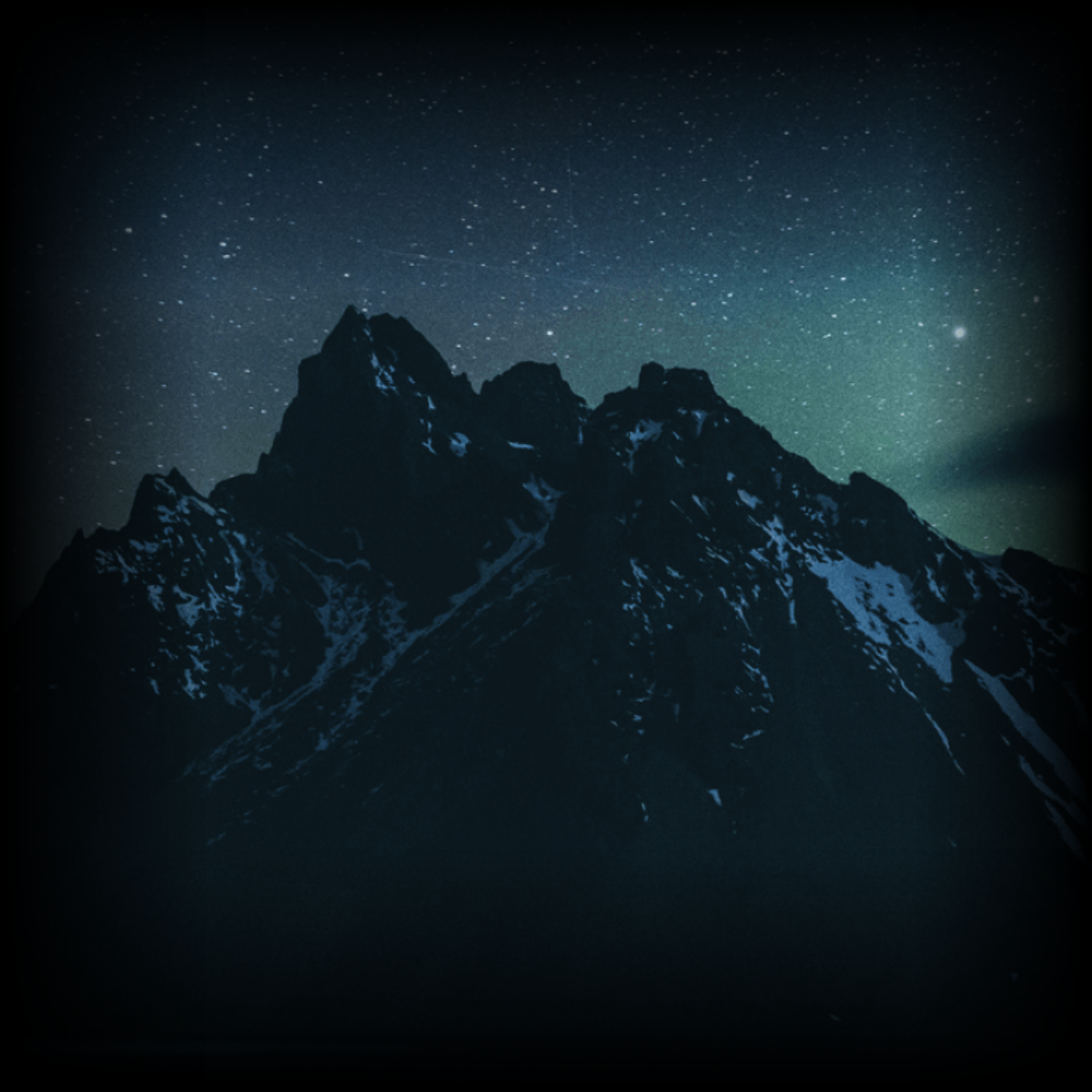 Vignette mountains_square (2)