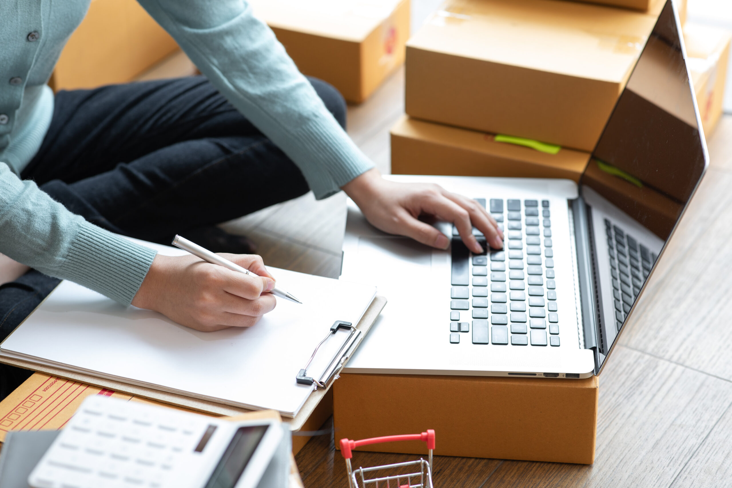Starting,Small,Businesses,Sme,Owners,Female,Entrepreneurs,Write,The,Address